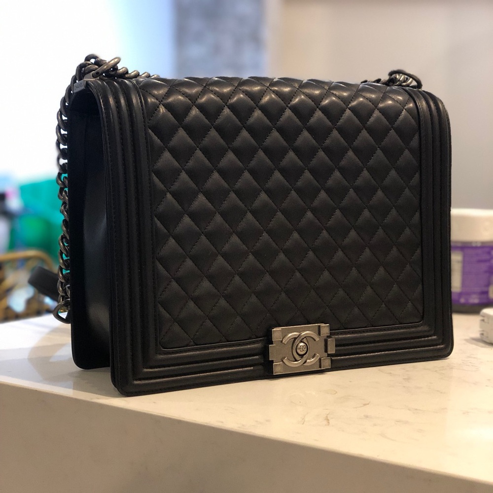 Classic black Chanel bag with flap - new with tag